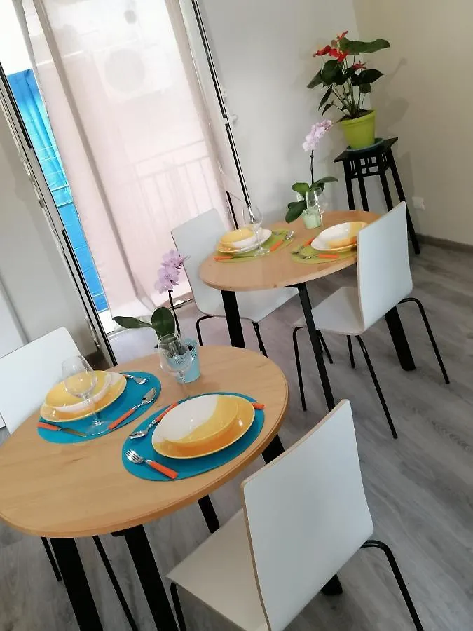 巴勒莫 La Terrazza Sul Vicolo酒店 2*,